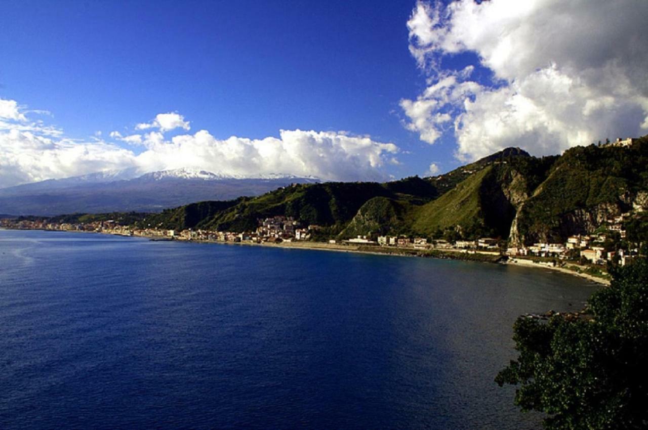 Hippocampus B&B Giardini Naxos Exterior foto
