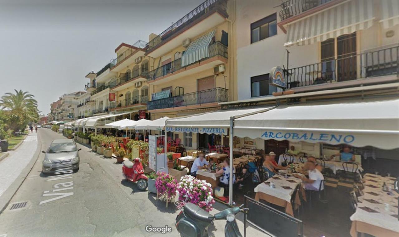 Hippocampus B&B Giardini Naxos Exterior foto